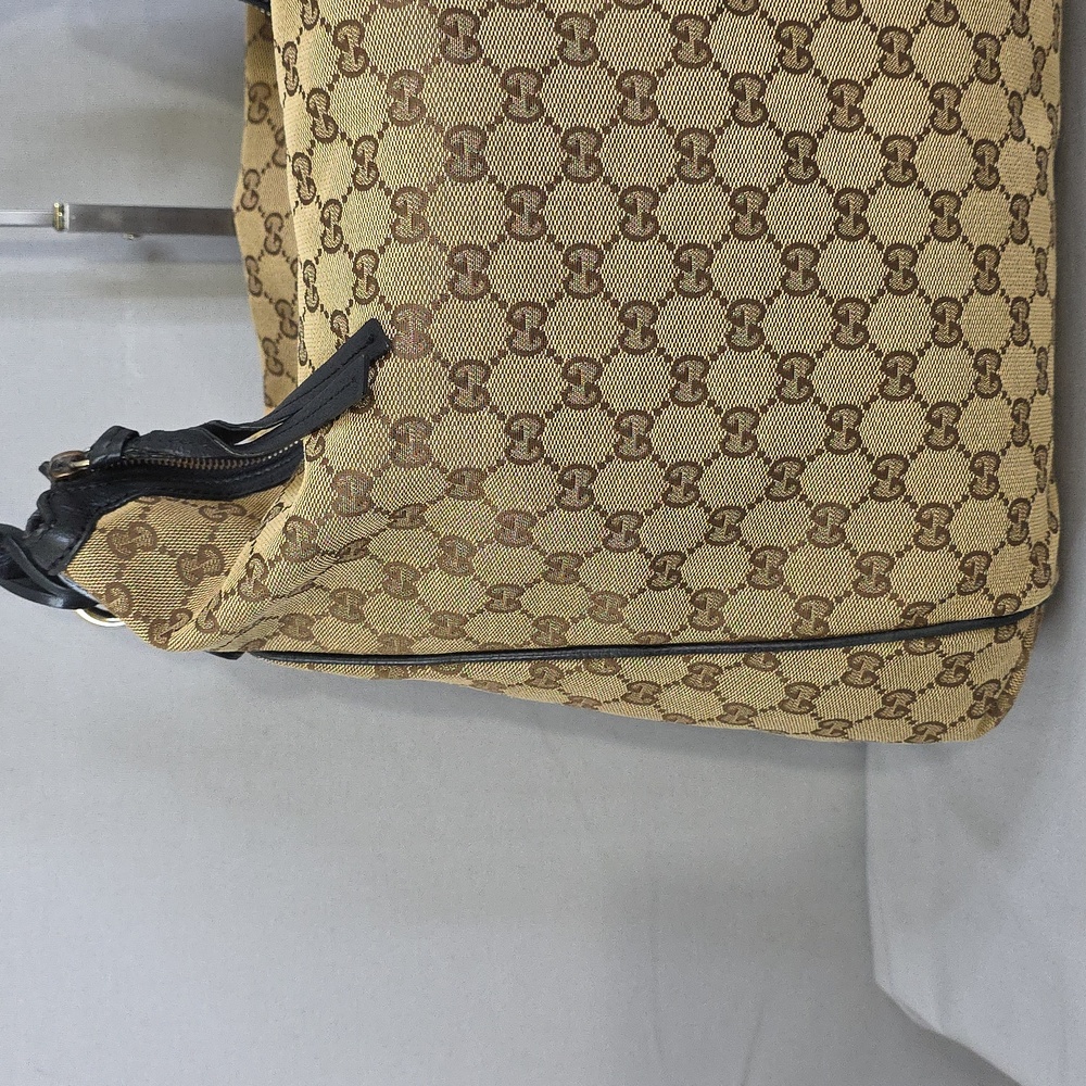 Gucci Tan and Black Hobo Bag - Picture 3 of 16